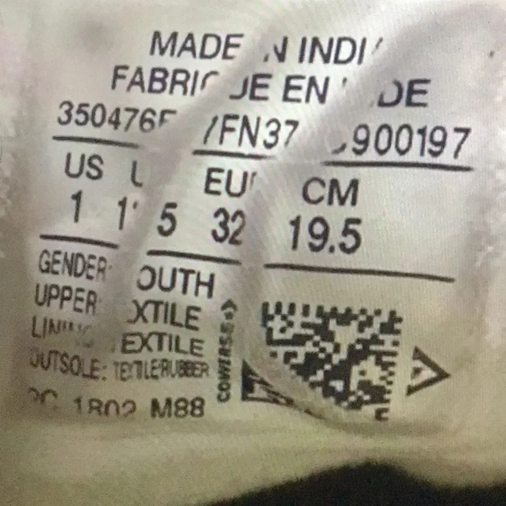 Converse Kids Green and White Sneakers Size 1